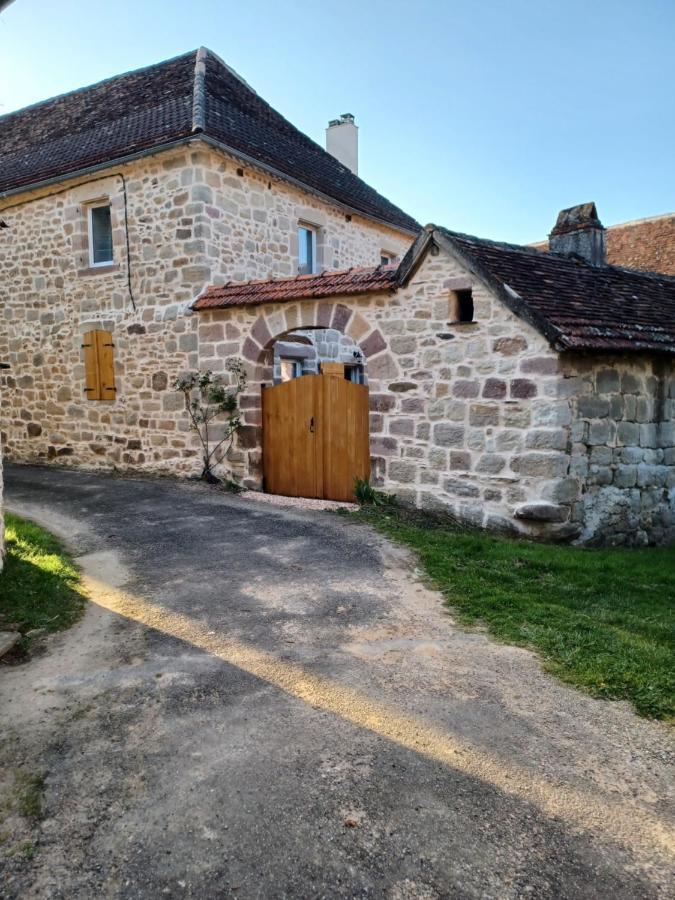Gite De Caractere Chez Celine Teillet  Екстериор снимка